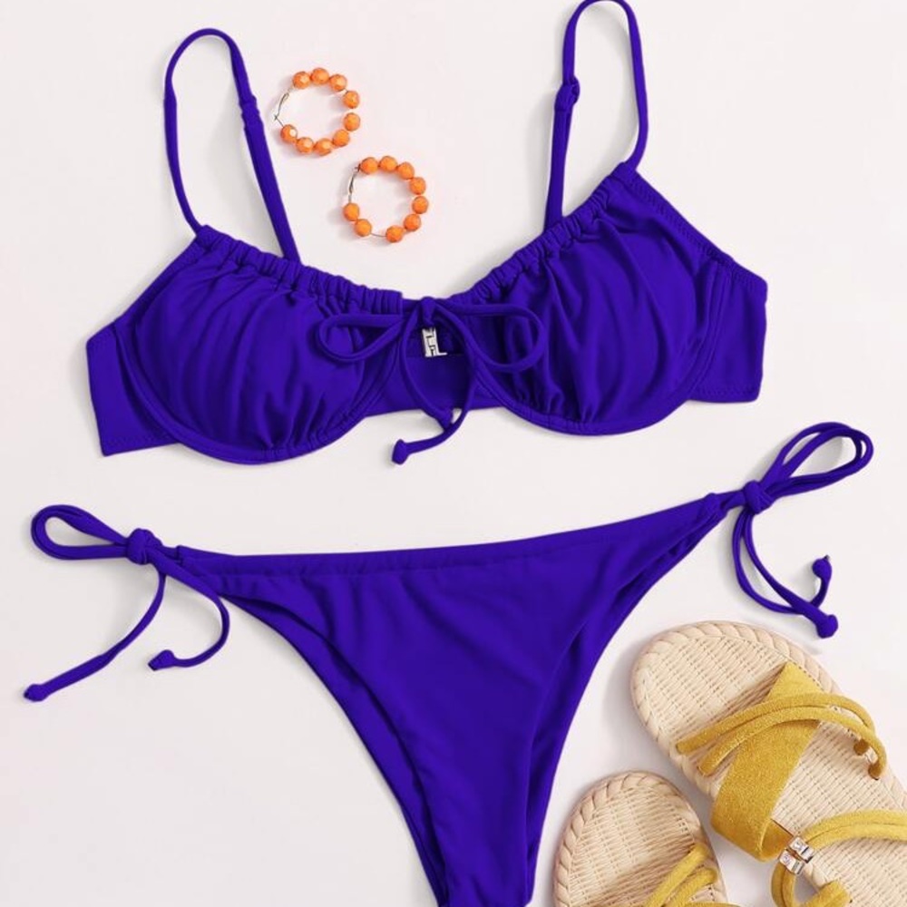Knot Front Underwire Tie Side Bikini Swimsuit